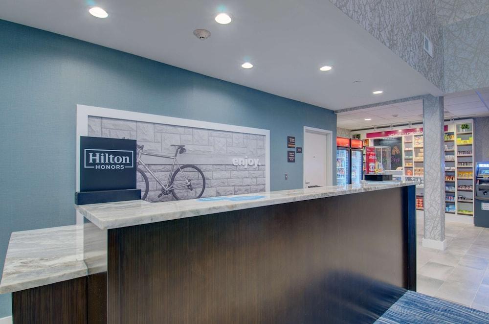 Hampton Inn & Suites Boston/Stoughton photo 3