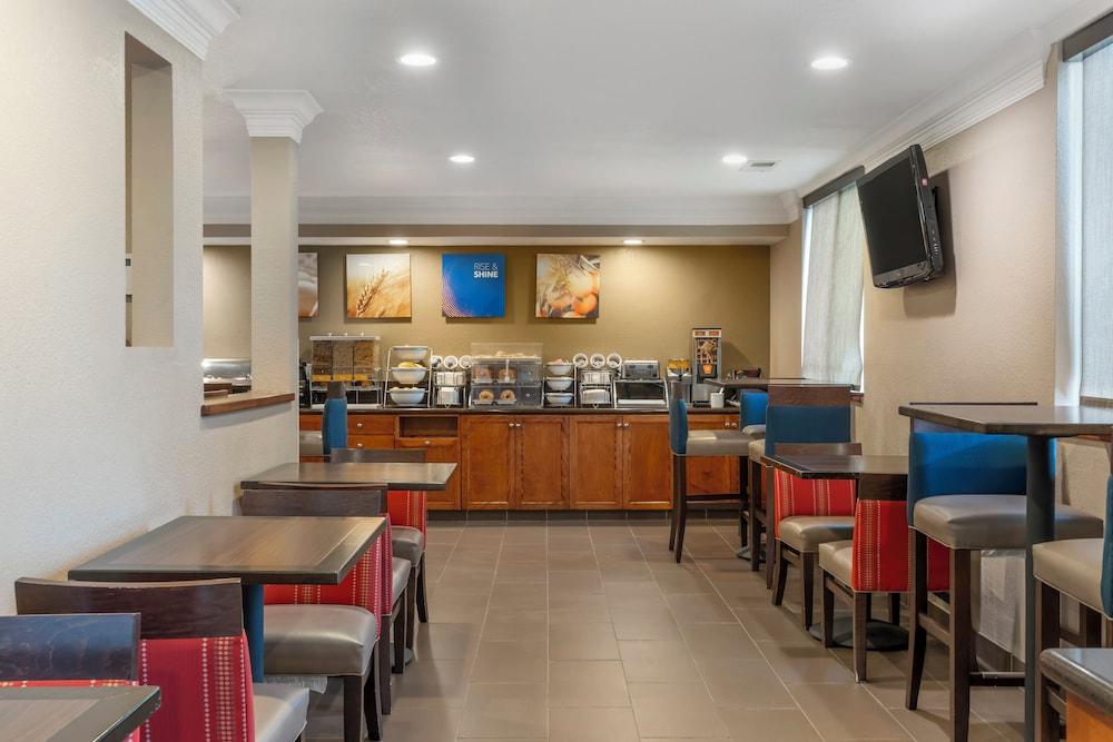 Comfort Inn Arcata - Humboldt Area photo 33