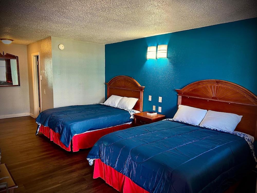 Regency Inn - Fort Sam Houston photo 15