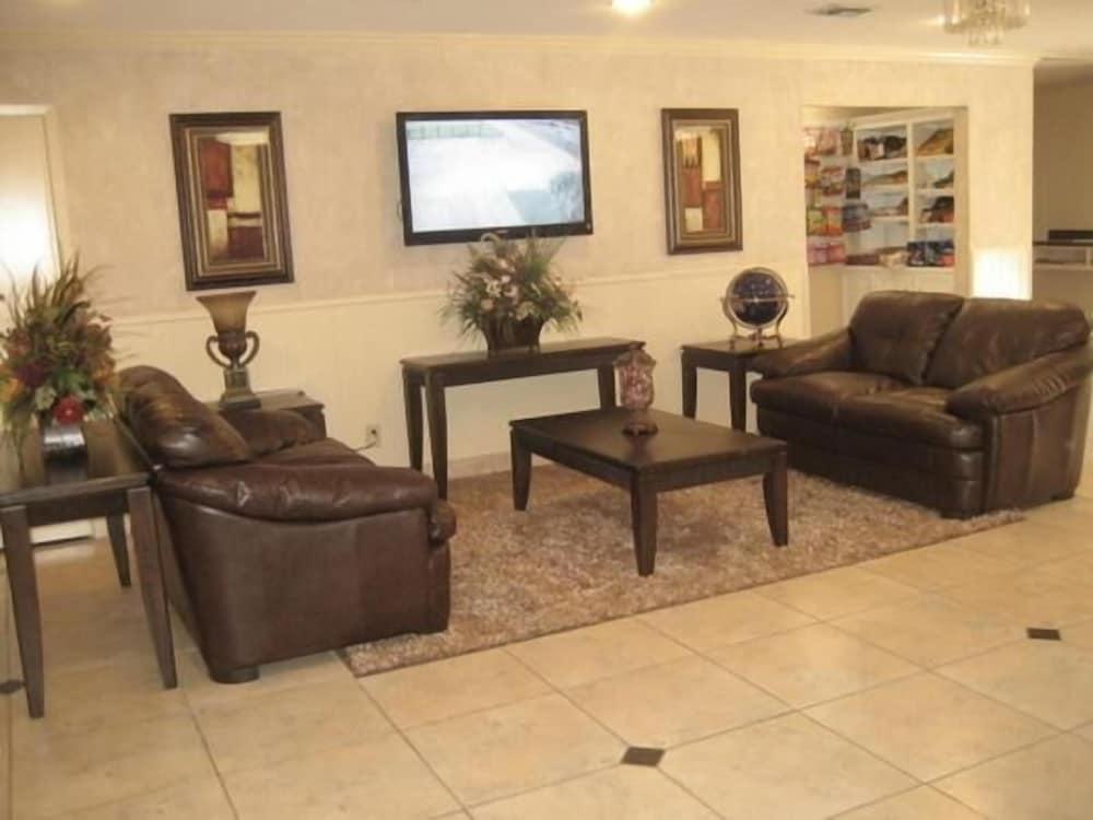 Executive Inn photo 23