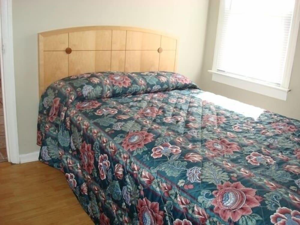 Four Winds Motel photo 7