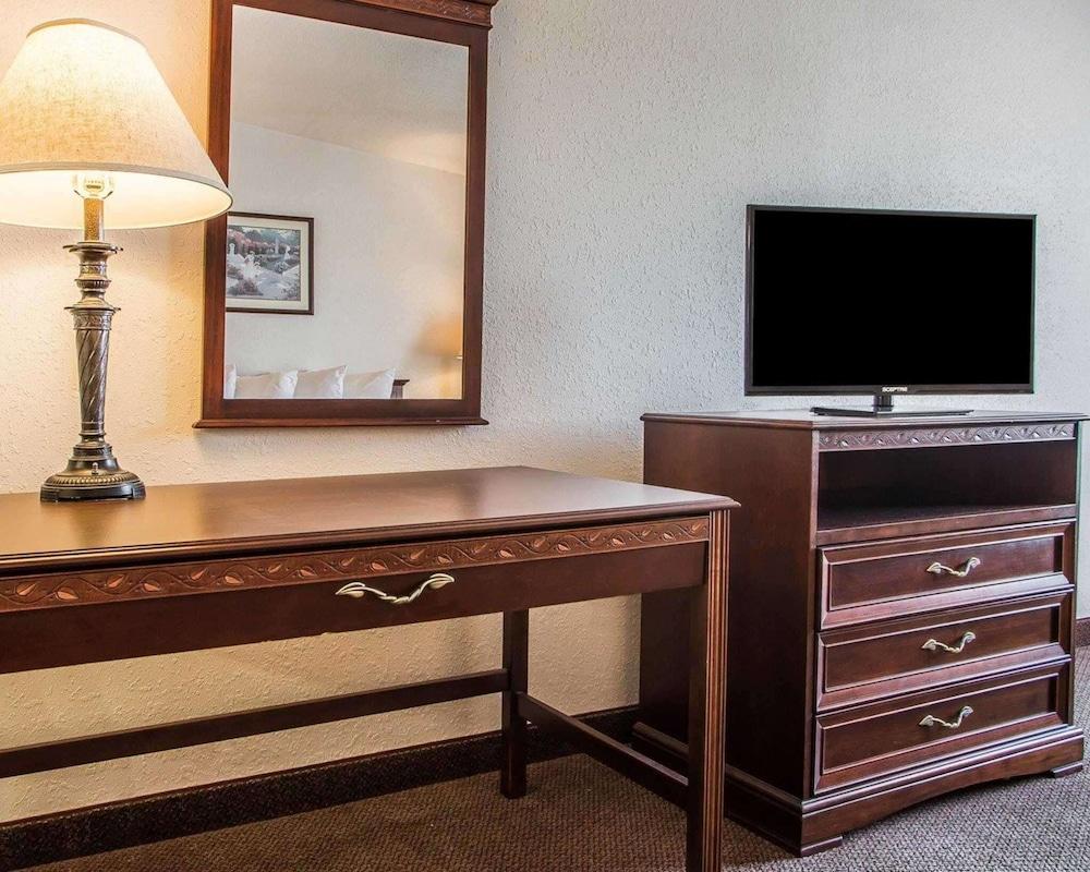 Quality Inn & Suites Middletown - Franklin photo 10