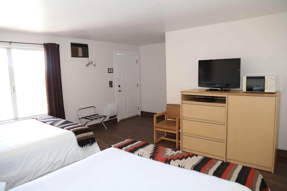 The Riverside Ranch RV Park, Motel & Campground photo 17