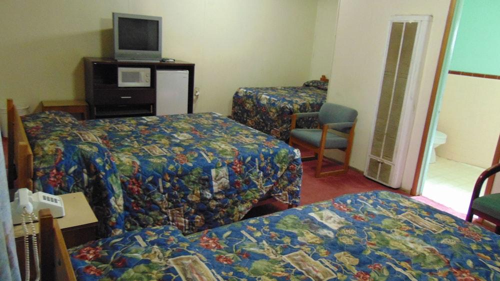 Heritage Budget Inn Hwy 84 photo 35