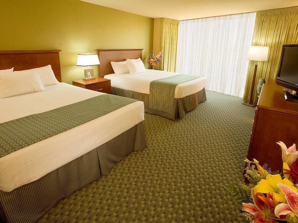 The Aquarius Casino Resort, BW Premier Collection photo 34