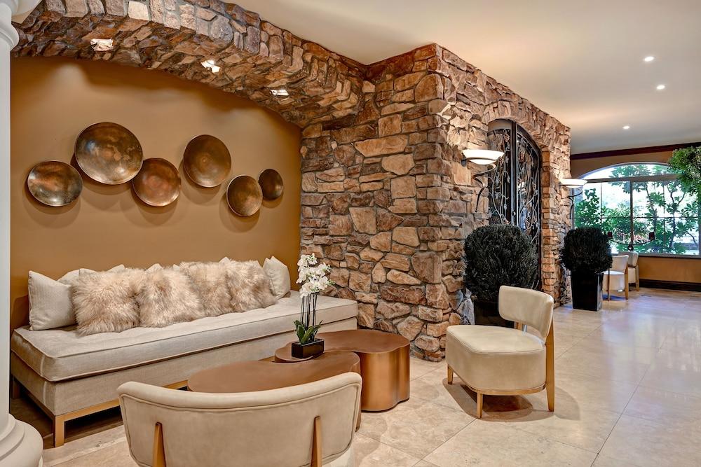 Bellasera Hotel & Suites Paso Robles, Tapestry by Hilton photo 4