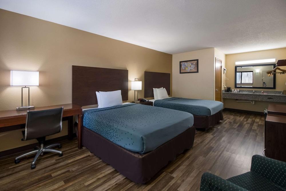 Econo Lodge Martin photo 3