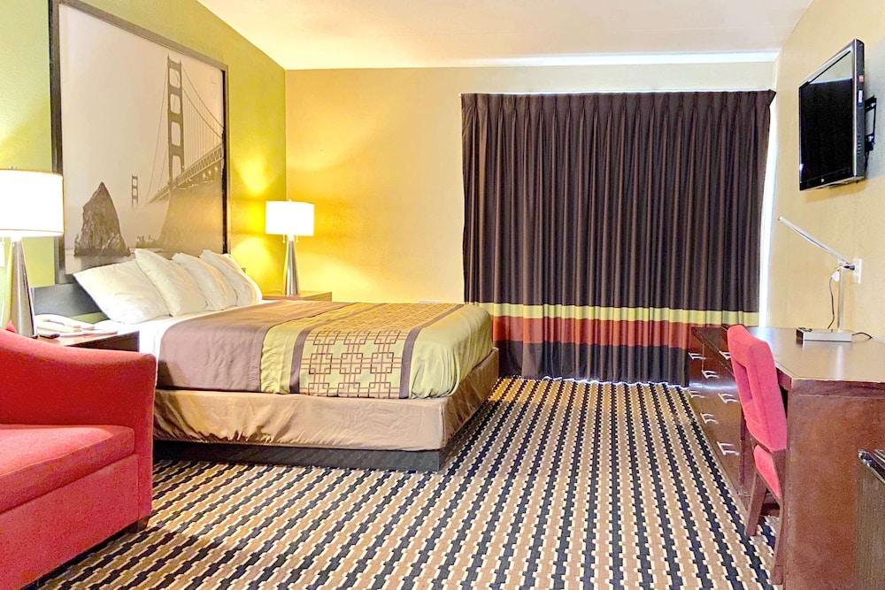 Super 8 by Wyndham Battleboro/Rocky Mount photo 15