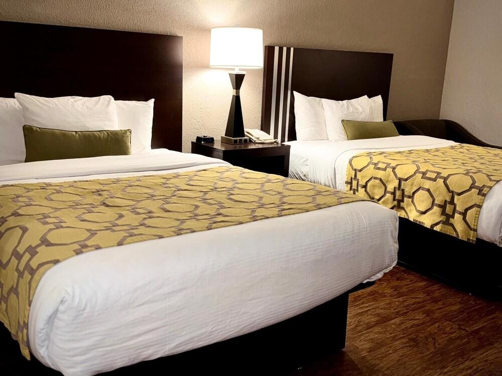Greenville inn photo 6