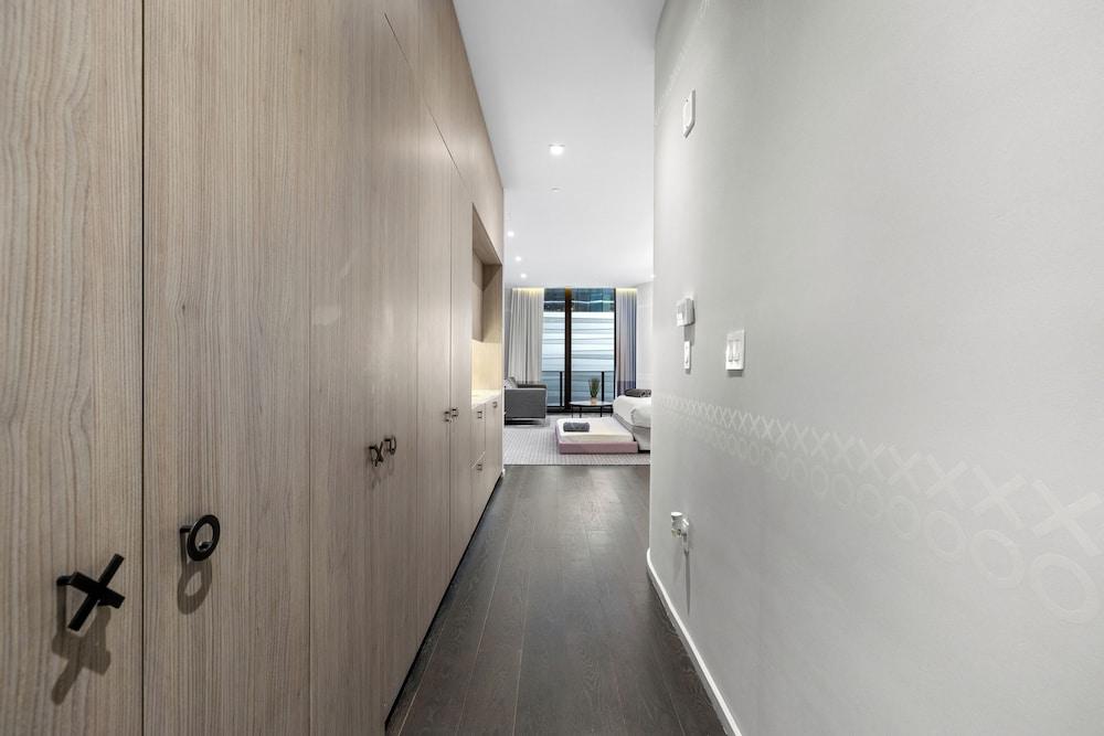 SLS Lux King Suite photo 23