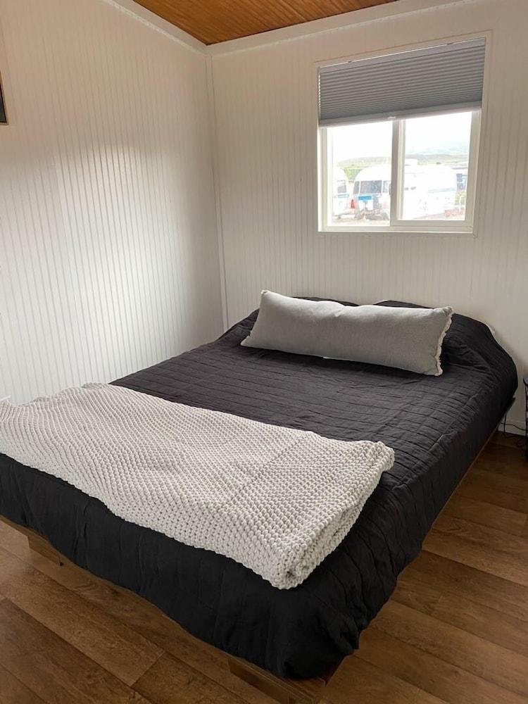Trail and Hitch Tiny Home Hotel and RV photo 2