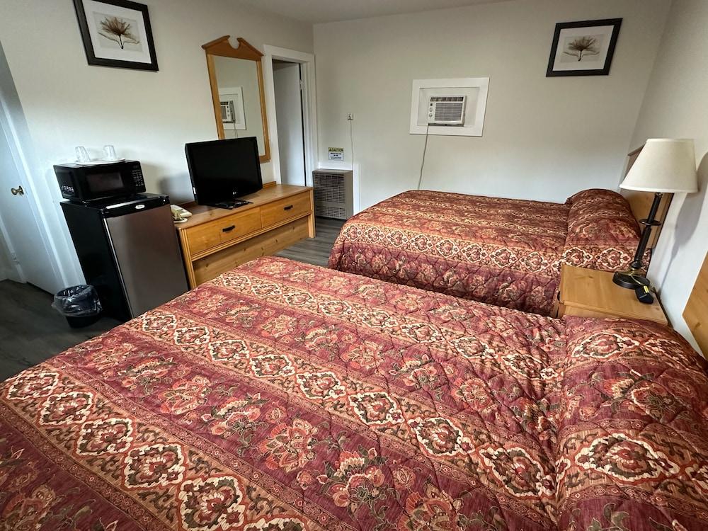 Oakdell Motel photo 26