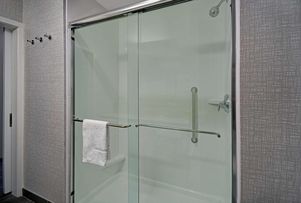 Hampton Inn Las Vegas Strip South, NV photo 18