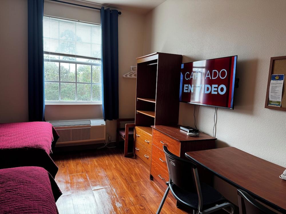 BEST STUDIO INN photo 10
