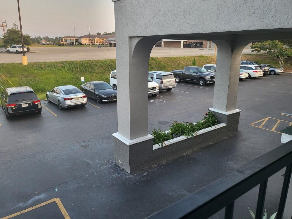 Econo Lodge Andalusia photo 67