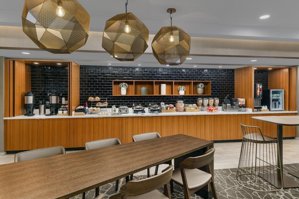 Springhill Suites by Marriott Warwick photo 29