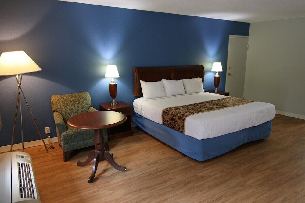 121 Motel photo 3