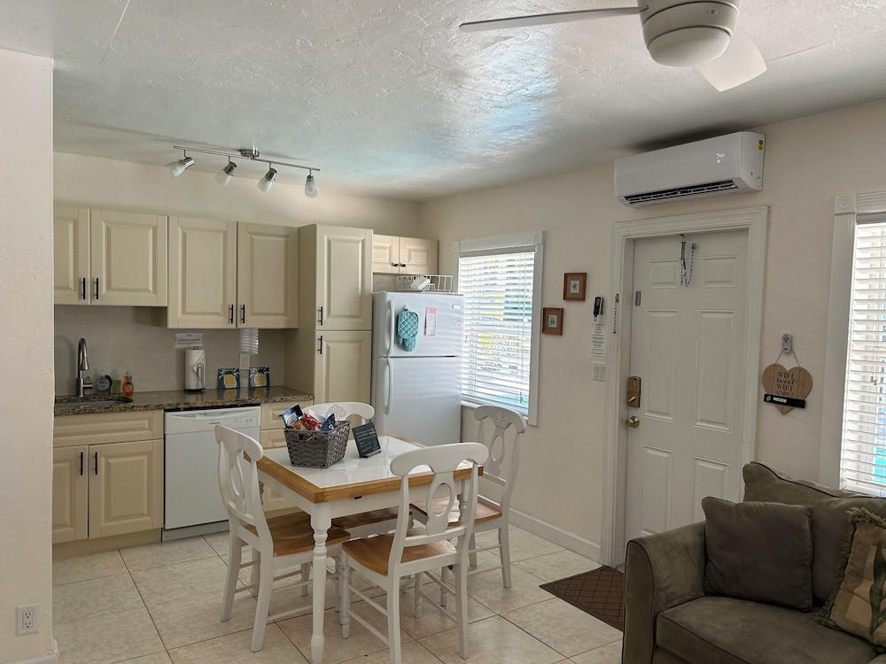 Bahama Beach Club Pompano photo 25