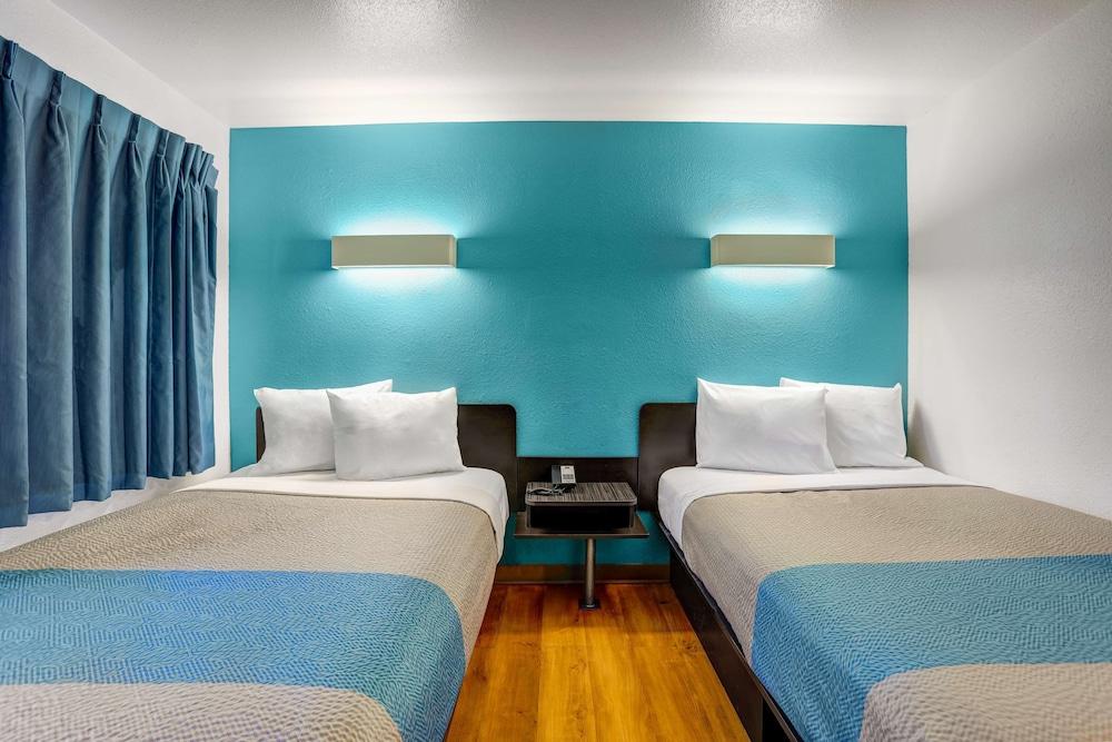Motel 6 Napa, CA photo 3