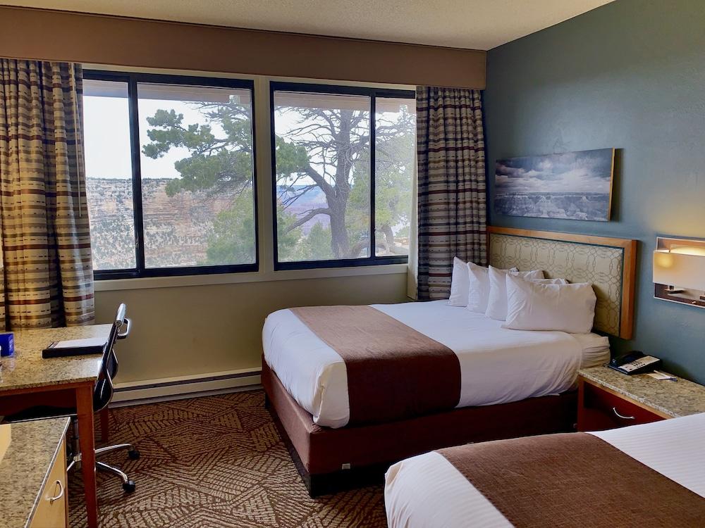 Kachina Lodge - Inside the Park photo 2