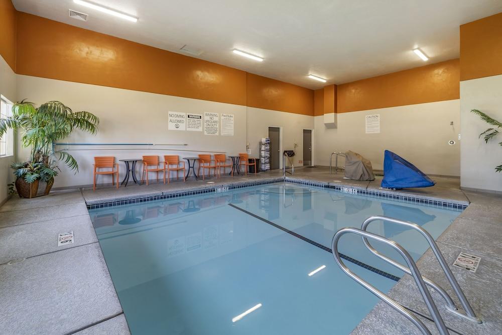 Comfort Inn Eureka photo 24