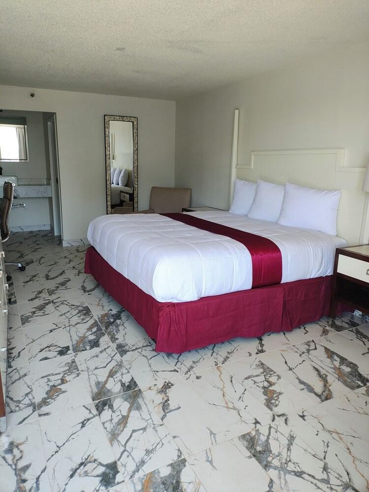 Super Inn Motel photo 3