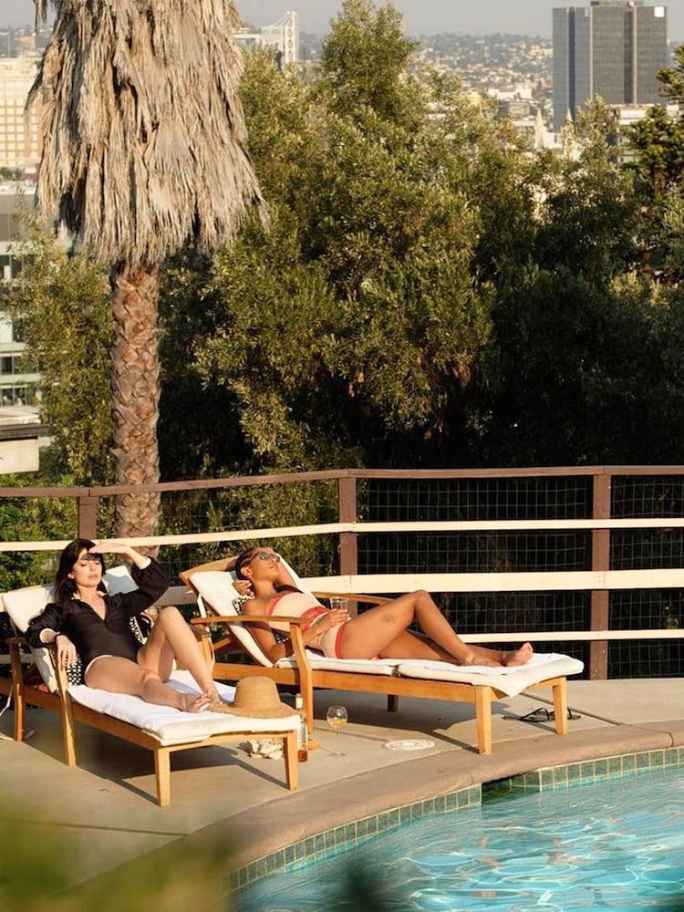Hollywood Hills Hotel photo 12