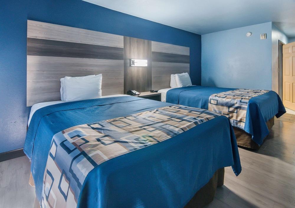 Rodeway Inn Carrollton I-35E photo 14