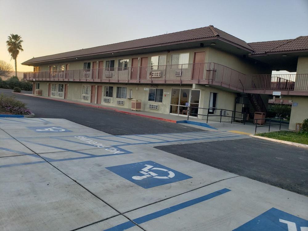 Baymont by Wyndham Coalinga photo 20