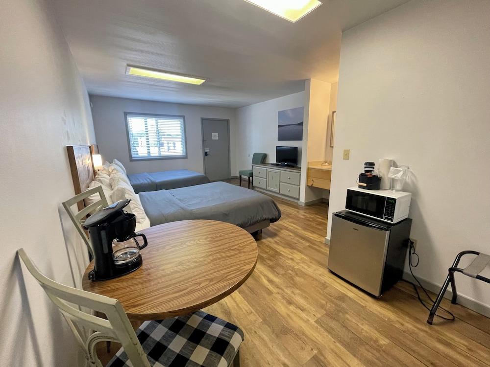 The Klassic Inn photo 3