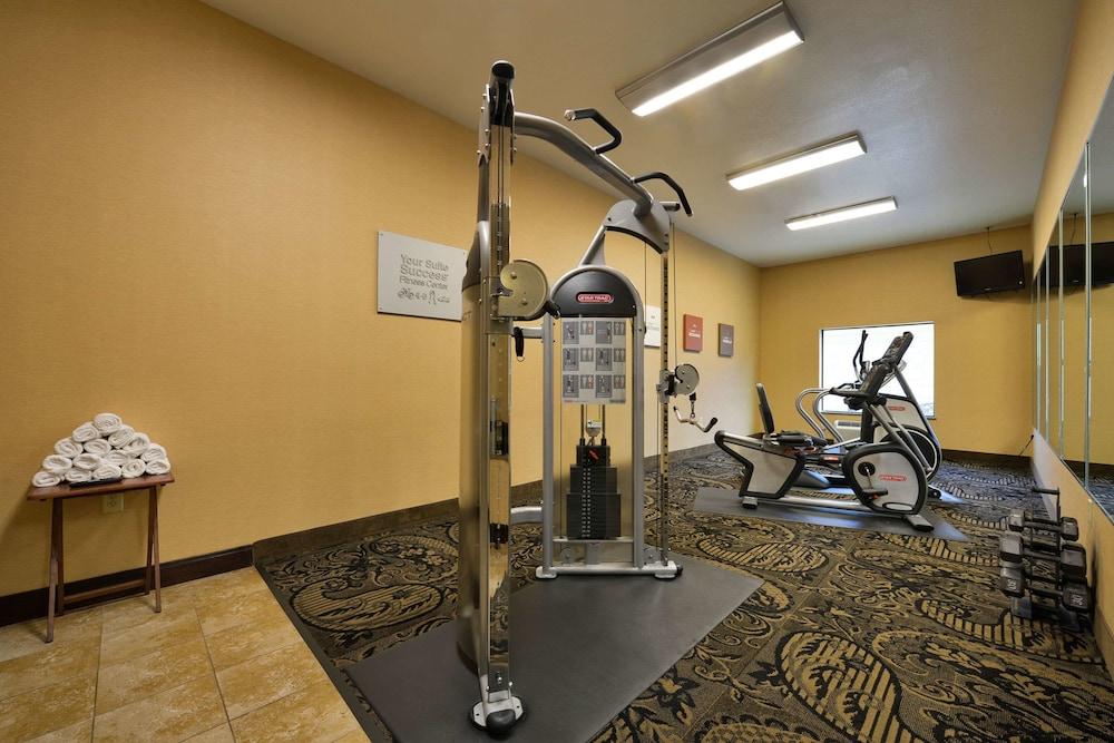 Comfort Suites Bay City East photo 26