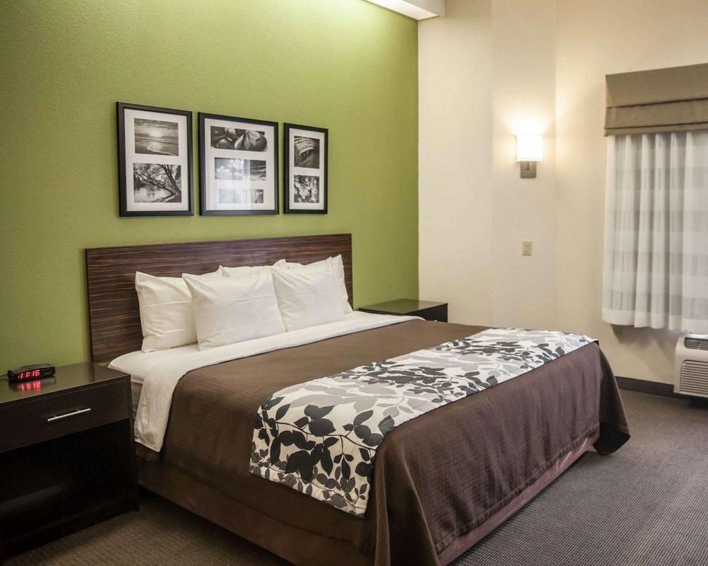Sleep Inn & Suites photo 30