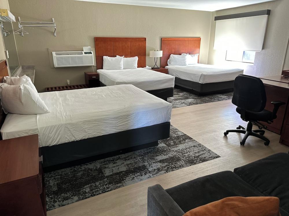 Travelodge by Wyndham Parker photo 14