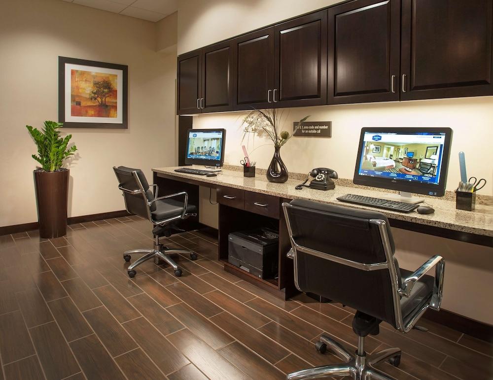 Hampton Inn Washington-Dulles Int'l Airport South photo 27