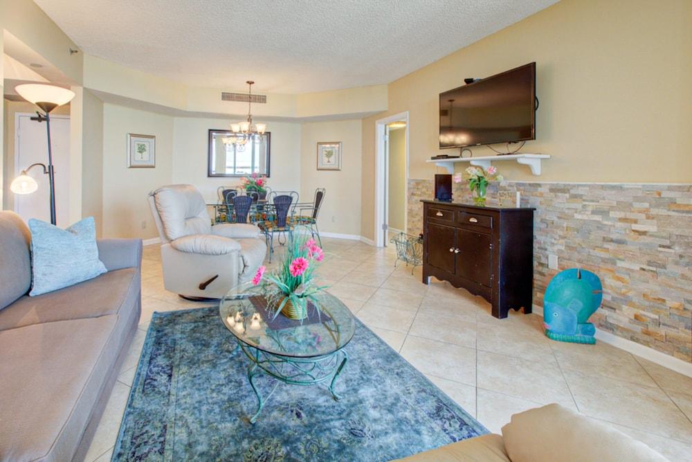 Surfside Resort photo 51