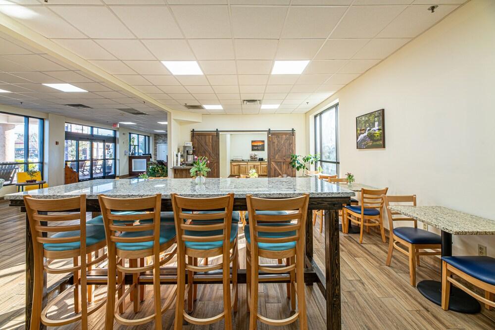 River Bend Inn photo 16