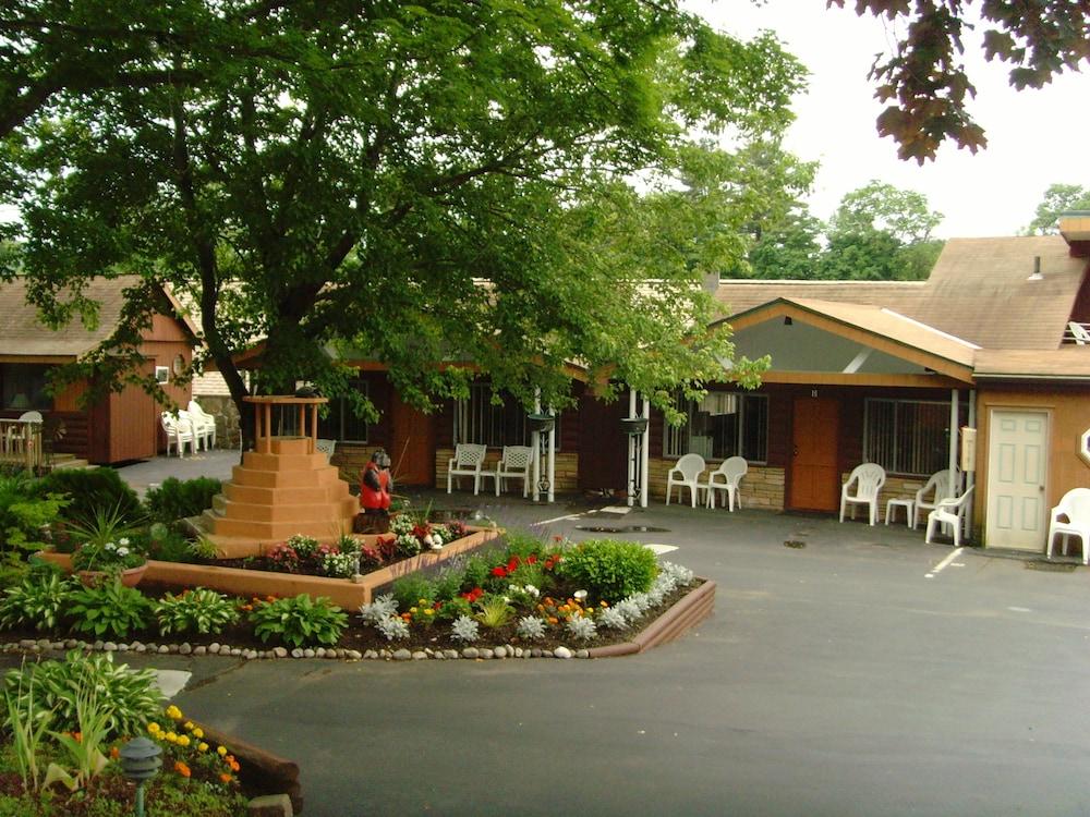 Lake Crest Inn photo 89