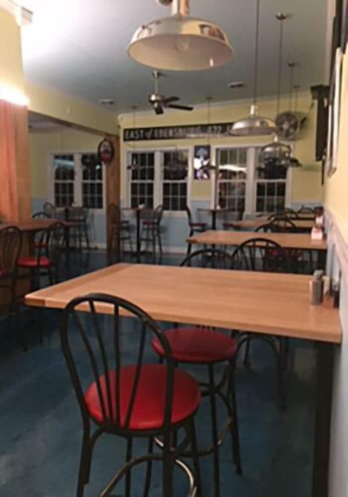Lake Inn and Restaurant photo 26