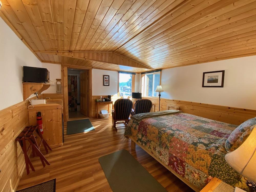 Angels Rest on Resurrection Bay LLC photo 41