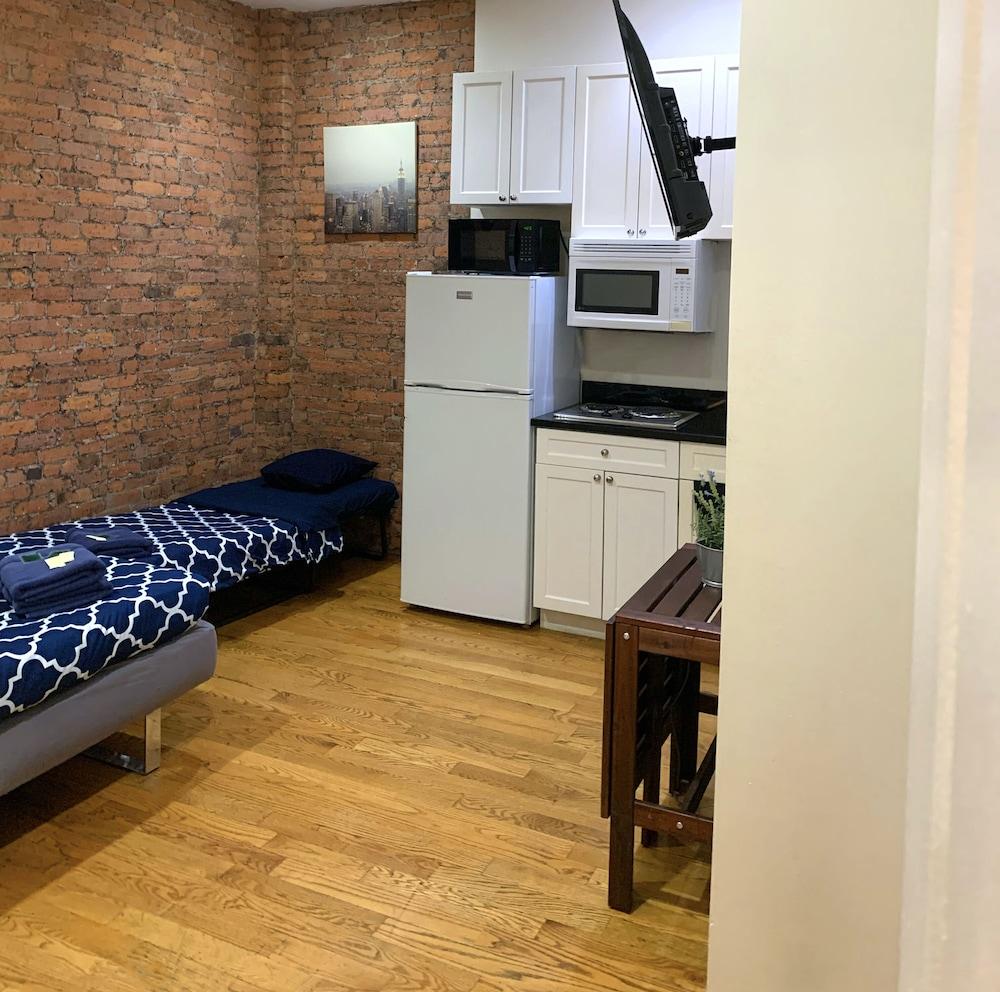 Macy Empire Apartments photo 43