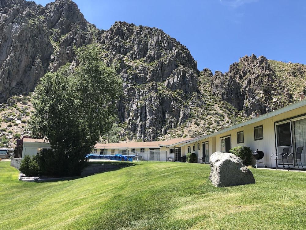 Meadowcliff lodge photo 1