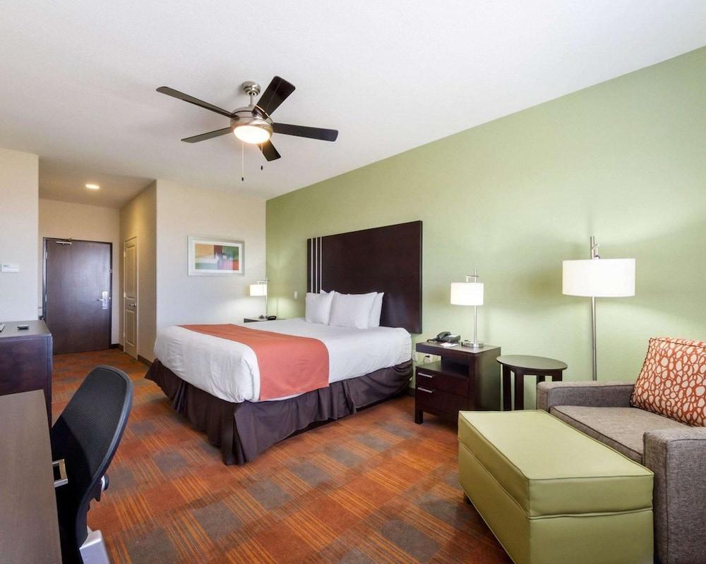Garner Hotel Victoria - East by IHG photo 23