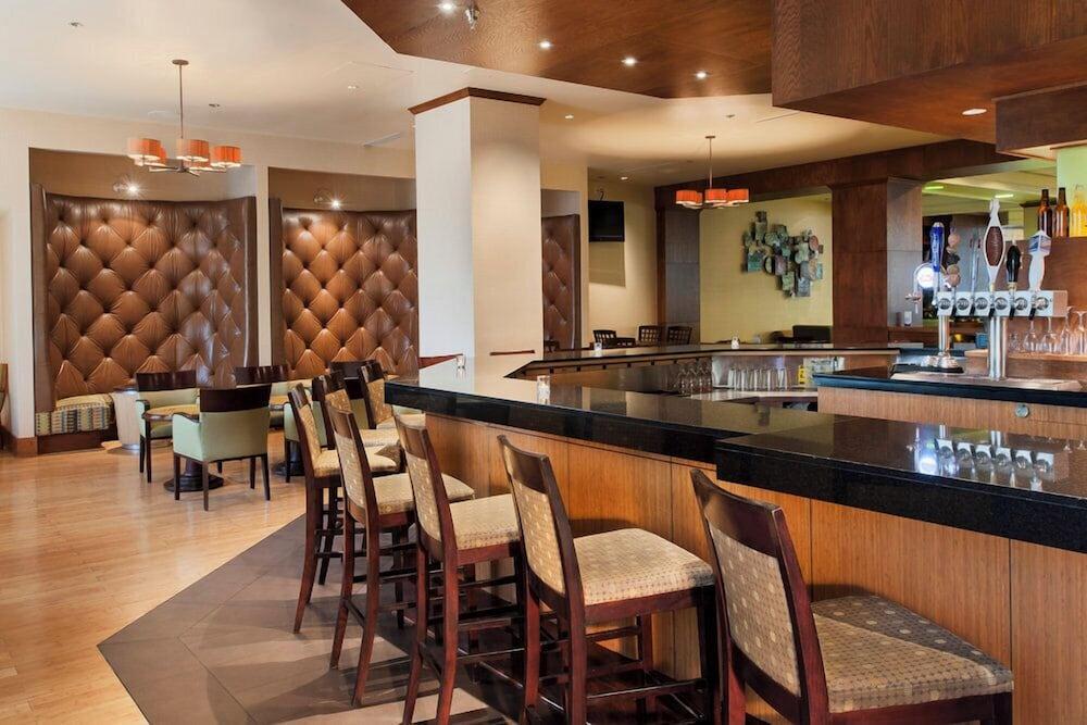 DoubleTree by Hilton Omaha Downtown photo 42