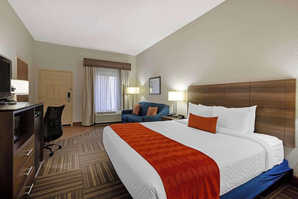 Best Western Colonial Inn photo 10