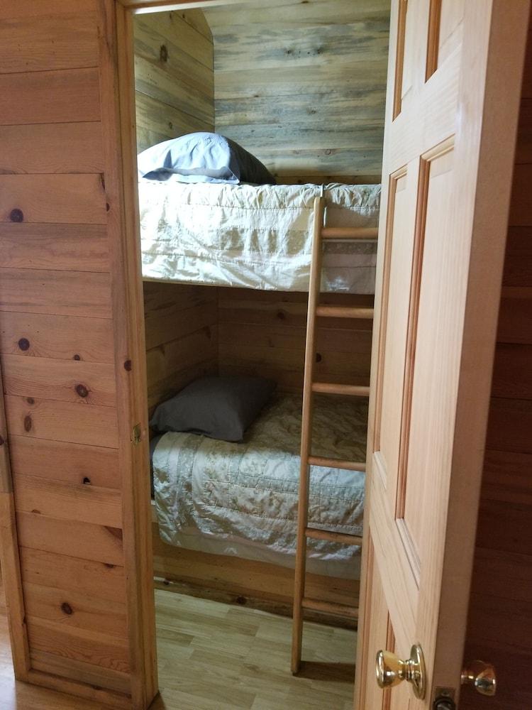 Sourdough Lodge photo 10