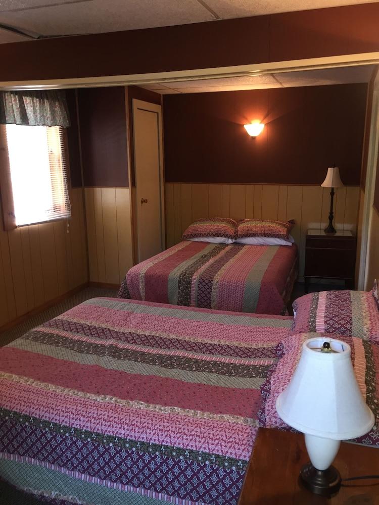 The Wheelhouse Inn photo 20