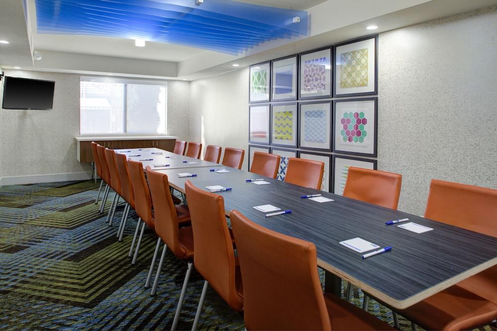 Holiday Inn Express Sedona by IHG photo 39