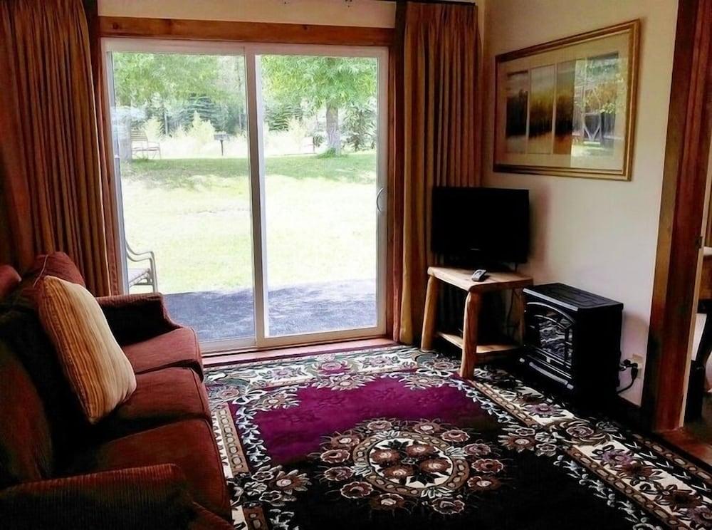 Redstone Cliffs Lodge photo 7