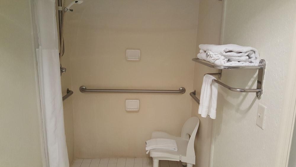 Quality Inn Mobile West Tillmans Corner photo 28