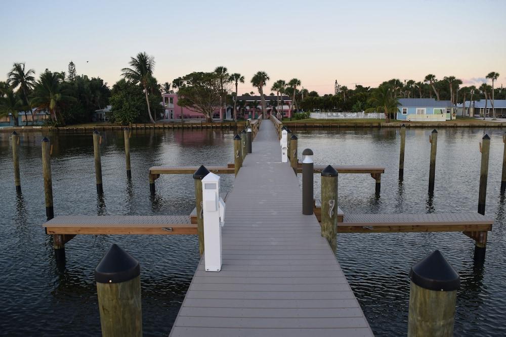 Caribbean Shores Waterfront Resort photo 53
